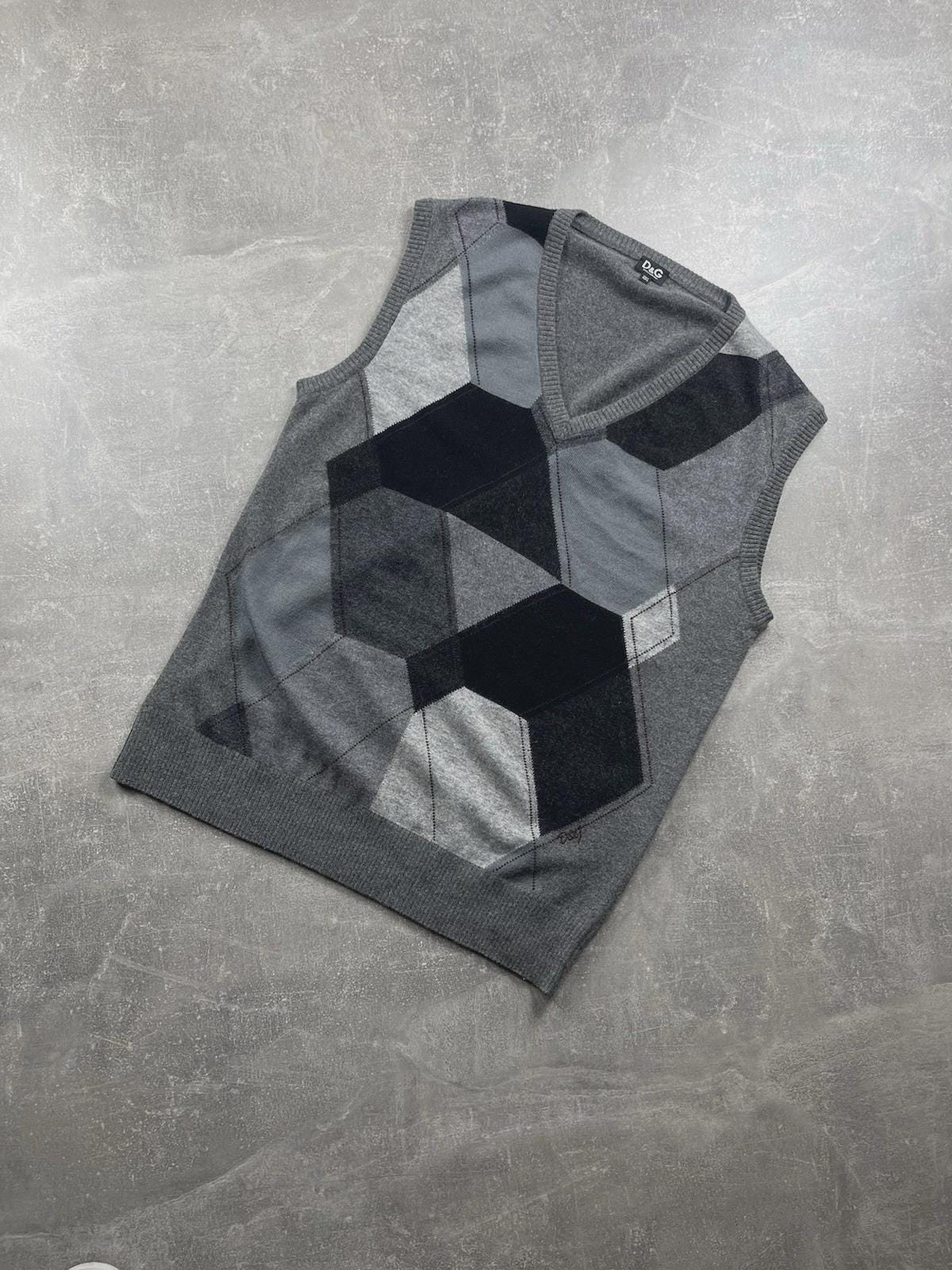 Dolce & Gabbana, Dolce & Gabbana Vintage 00s Geometric Wool Knit Vest Gray Sz XXL Made in Italy