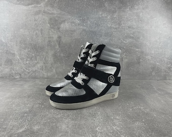 Zapatillas deportivas altas con tacón de cuña Armani Jeans Y2K Archives, color plata y negro, talla EU 39, década del 2000.