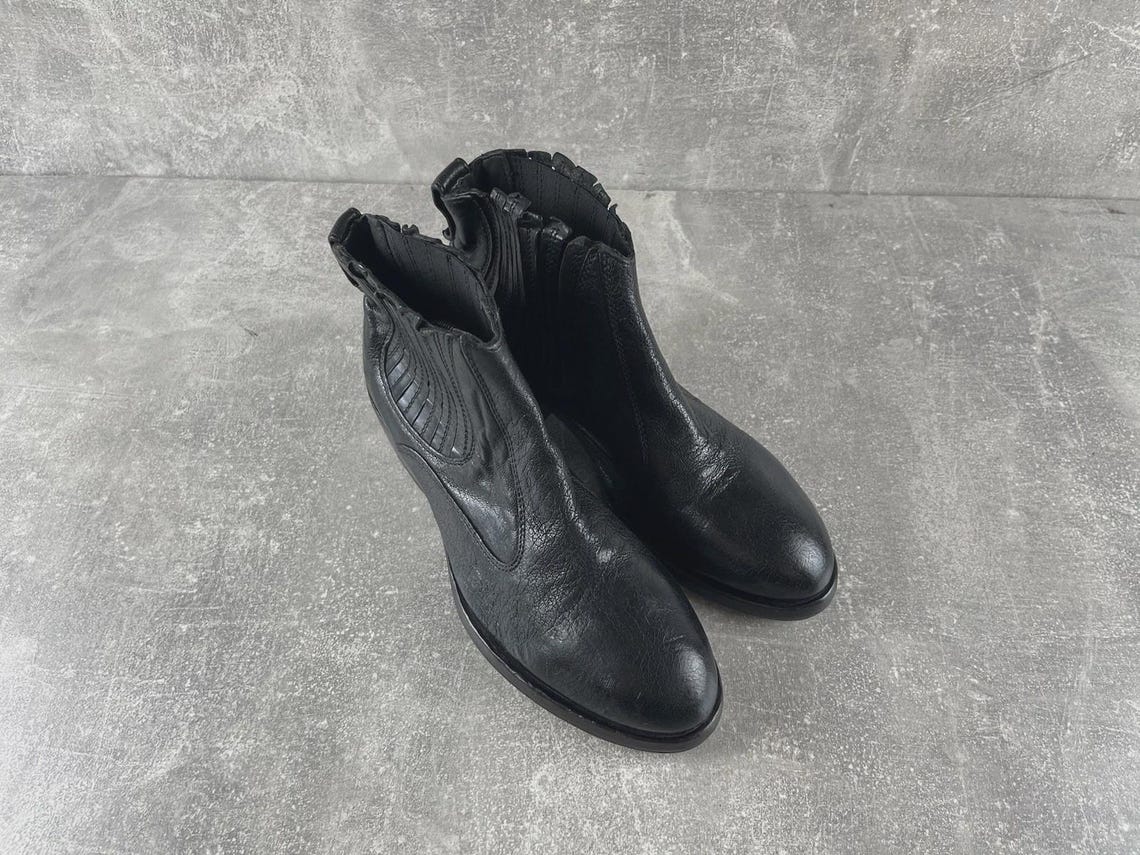 MOMA Avant Garde Chelsea Ankle Boots Black Leather Size EU 38 Made in Italy 2000s, foto 3 de 5