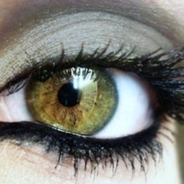 Sail Away Vegan Eye Shadow 10 Gram Pot