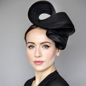 Straw Headpiece for The Races, Elegant Hat for Garden Parties, Ladies Day and Weddings - Ink Swirl