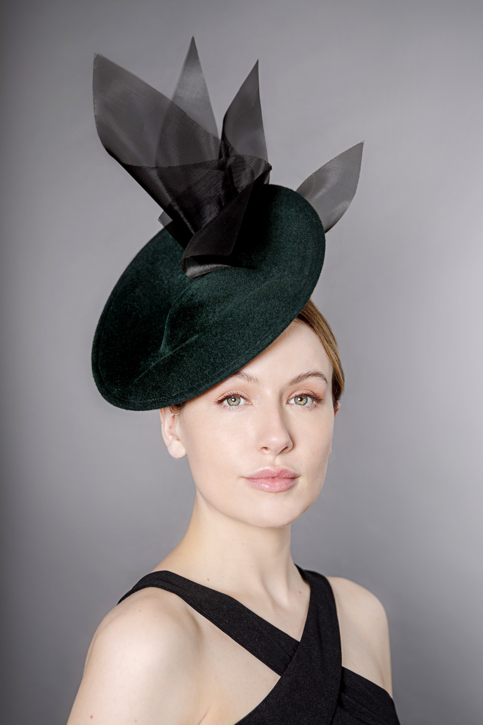 Saucer Hat With Crin Detail Felt Cocktail Hat Custom Colour Etsy