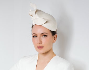 Wedding Cocktail Hat, Off White Felt, Bridal Headpiece, Brides Hat, Wedding Headdress, Felt Fascinator - Katie