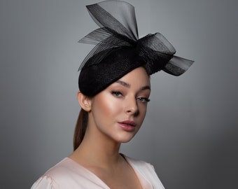 Cappello con dettaglio Crin, cappello in feltro, colore personalizzato, cappello da sposa, modisteria - Aine