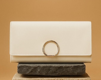 Cartera de mano de piel blanca – Monedero artesanal de piel de vacuno, diseño minimalista