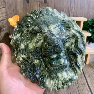 190mm Large Crystal Lion Head Carving, Hand Carved Natural Quartz Statue, Crystal Animal Figurine, Healing Crystal Home Decor.