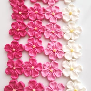 Edible Sugar Blossom Cake Decorations: Pink and White Shimmer Flower Toppers