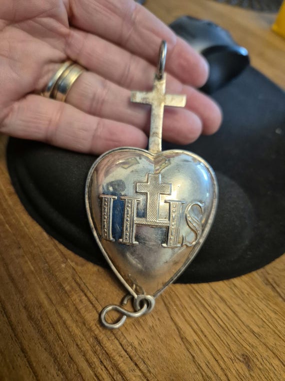Huge Antique SILVER SACRED HEART Pendant // 1800 Monastery France 