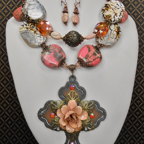 Cowgirl Western Necklace Set - Peach Pink Howlite Statement Necklace - Rose Flower Statement Necklace - Chunky Cross Necklace - ROSES GLORY
