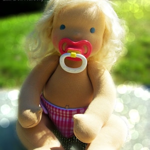 PDF Pattern - Gegliederte Waldorf Schnuller Baby Puppe