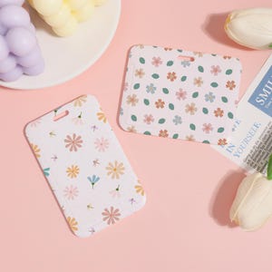 ID-badge bloemen met houder Badge, cadeau leraar, verpleegkundige, aangepaste badgehouder voor kantoor, sleutelkoordaccessoire, kaartbeschermer, ID-houder met schuifsluiting