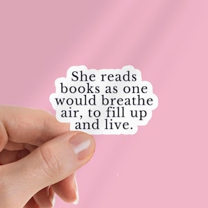 Sticker Kindle Elle lit des livres comme on respire de l'air, Sticker citation, Sticker amoureux des livres, Sticker noeud coquette, Ordinateur portable, Sticker féministe