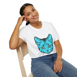 Cool Cat Graphic T-Shirt, Cat Lover Gift, Funny Tee, Unique Animal Apparel, Casual Wear, Birthday Present, Meow Design