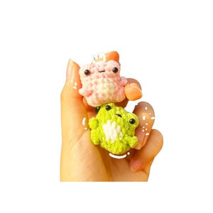 Little Cute Tiny Frog Crochet Pattern, Little Frog Bag Charm, Keychain Amigurumi, Gift Keychain Accessory, Download PDF, Instant Digital