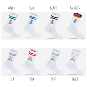Book Merch I Bestickte Socke Hot Girls Read Books I Geschenk für Weihnachten, Geburtstag, Freunde, Valentinstag I Geschenkidee bild 2