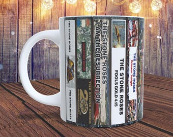 Taza con casete de rosas de piedra