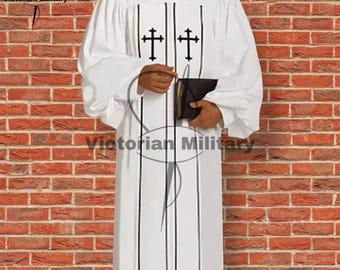 モゼッタ付きのエレガントな聖職者用カソック：カスタム