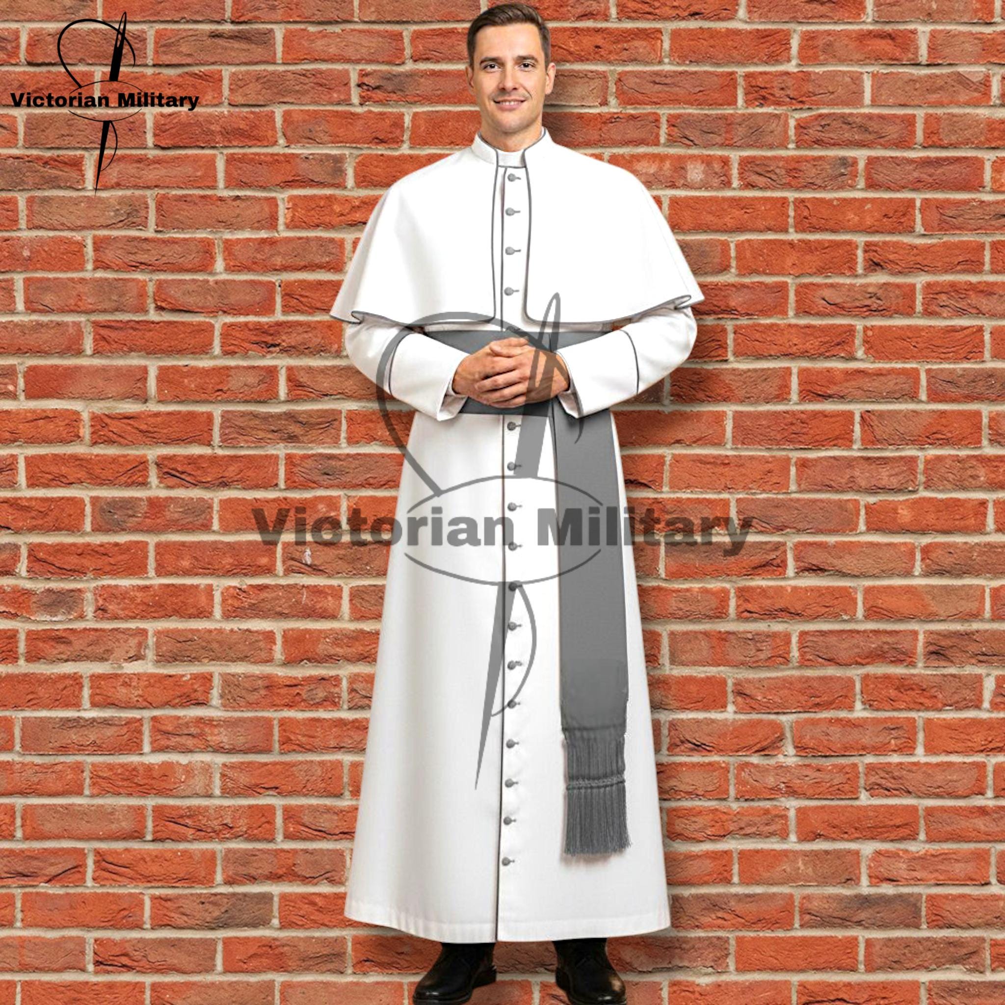 モゼッタ付きのエレガントな聖職者用カソック：カスタム