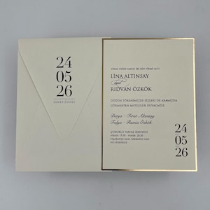 Invito di nozze minimalista, busta color crema, invito di nozze glitter oro, sigillo di cera personalizzato, invito elegante, motivo in rilievo