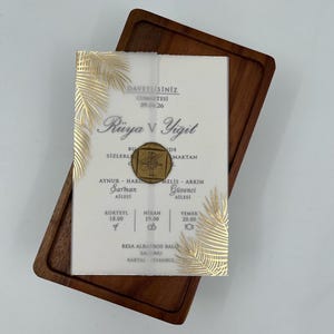 Minimalistische Hochzeitseinladung, Nachverfolgung Umschlag, Gold Glitter Hochzeitseinladung, anpassbares Wachssiegel, elegantes, geprägtes Muster