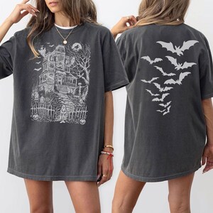 Comfort Colors Vintage Haunted House Tshirt,Halloween Tee,haunted house Shirt, Vintage Halloween Shirt, Bats Shirt, Spooky Season Tee,F1882
