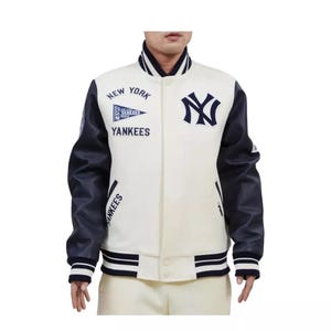 Herren Custom NY Yankees Weiße Wolle & Schwarzes Leder Vintage Bomber Varsity Handgefertigte Jacke