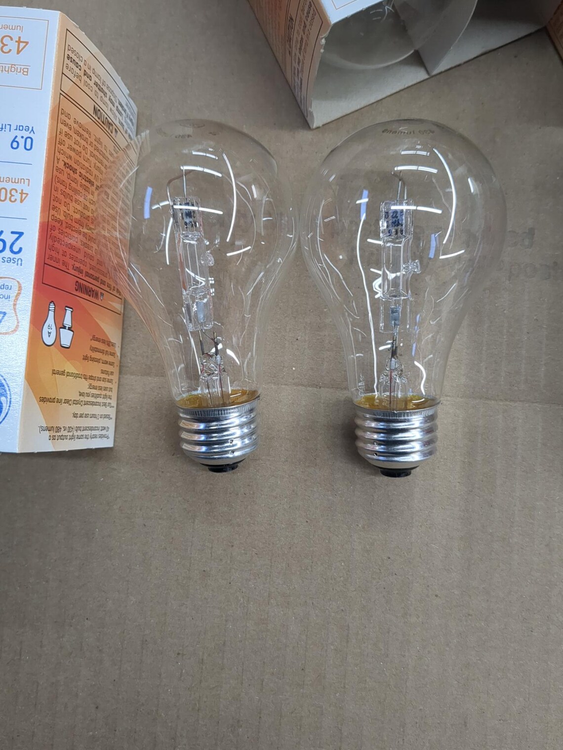 GE 40-WATT Light Bulbs Crystal Clear 430 Lumens Dimmable Classic 12 ...