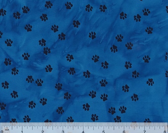 Sieste de chat d'Anthology Batik - Ciel de 1/2 mètre de pattes fatiguées - Empreintes de pattes sur batik bleu
