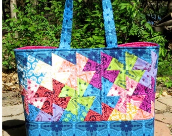 Simply Charming Twister Tote Pattern by Around the Bobbin