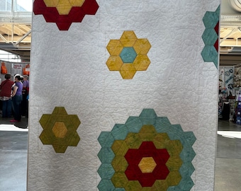 Sale - Modernes Honeycomb Quilt Kit - 59 "x 90" Honeycomb Quilt - Stoffe für Top und Bindung und Muster
