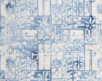 Frosted Wishes von Jerry Khiev von Lumen Fabrics und Island Batik - 1/2 Yard gewickelte Geschenke - Blue Sky