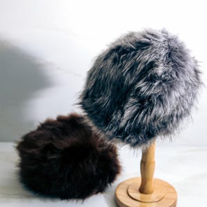 Russian Faux Fur Women&#39;s Hat – Elegant Winter Headwear, Cozy Faux Fur Hat, Stylish Cold Weather Accessory