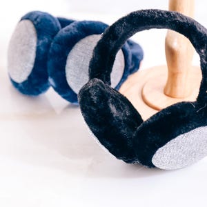 Foldable Check Earmuffs Unisex – Plush Winter Earmuffs, Cosy Cold Weather Accessories, Cute One Size Fits All Earmuffs, Gift for Him or Her