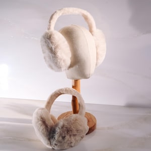 Large Super Fluffy Earmuffs – Soft Plush Winter Ear Warmers, Cosy Cold Weather Accessories, Cute One Size Fits All Earmuffs, Gift for Her