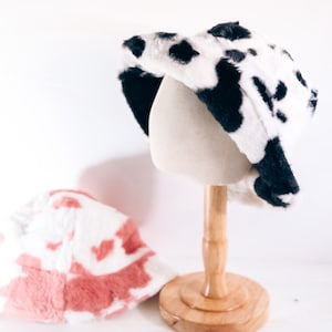 Sombrero de pescador de piel sintética con estampado de vaca súper esponjoso y estampado de vaca rosa, sombrero de piel sintética, sombrero peludo, sombrero esponjoso, sombrero de festival, sombrero de pescador Y2K