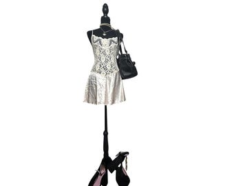 Vintage Intimo Amore Sears Rosa Spitze Mieder Kleid mit Tropfen Taille L