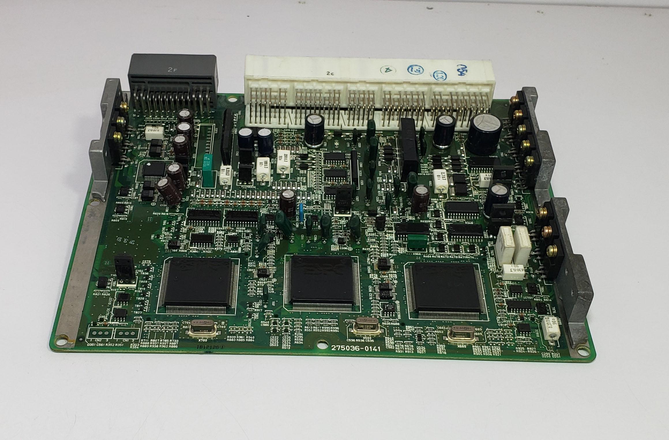 トヨタ 2JZ-FSE A/T 用エンジンコントロールユニット | ECU ECM 89661