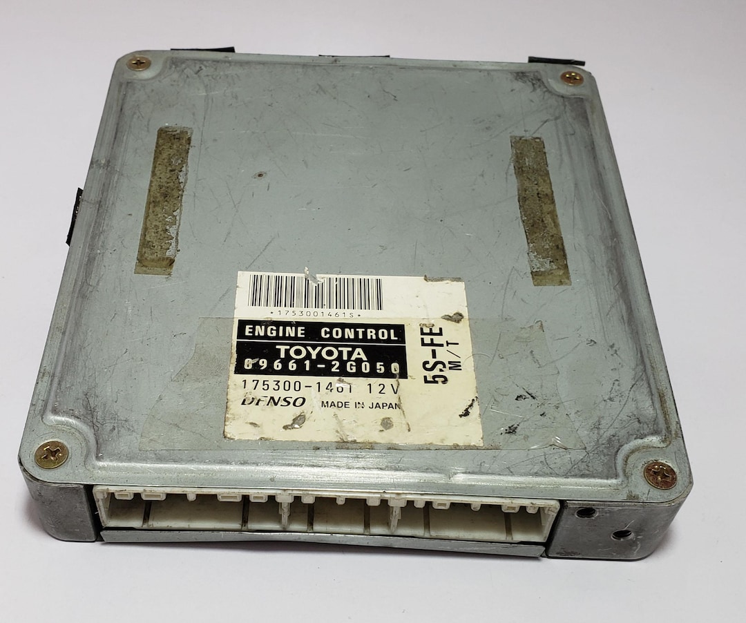 Toyota Engine Control Unit ST204 Manual 1996 ECU ECM 89661-2G050