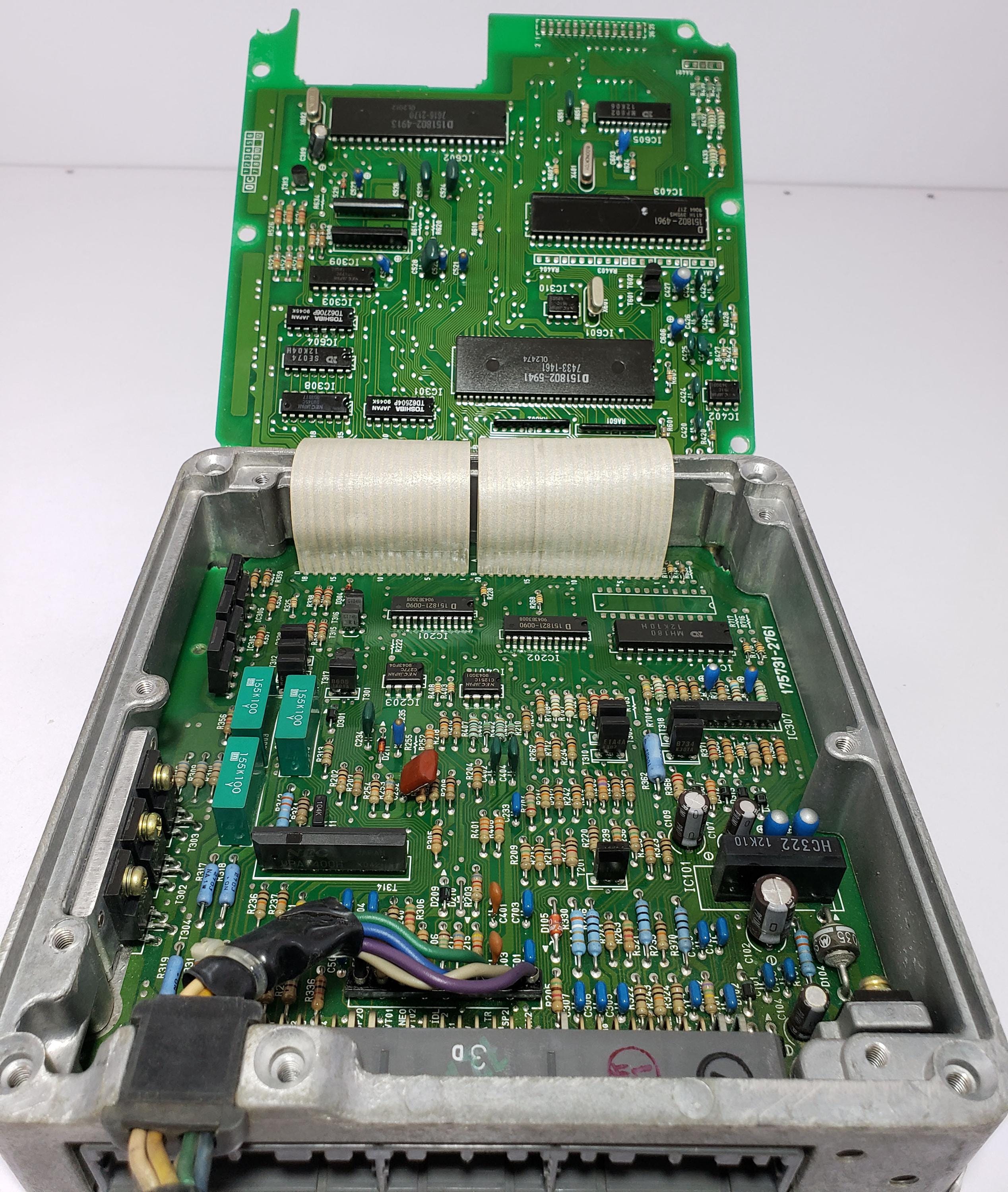 Toyota Engine Control Unit ECU ECM 89661-30480 | Denso 175700-2762