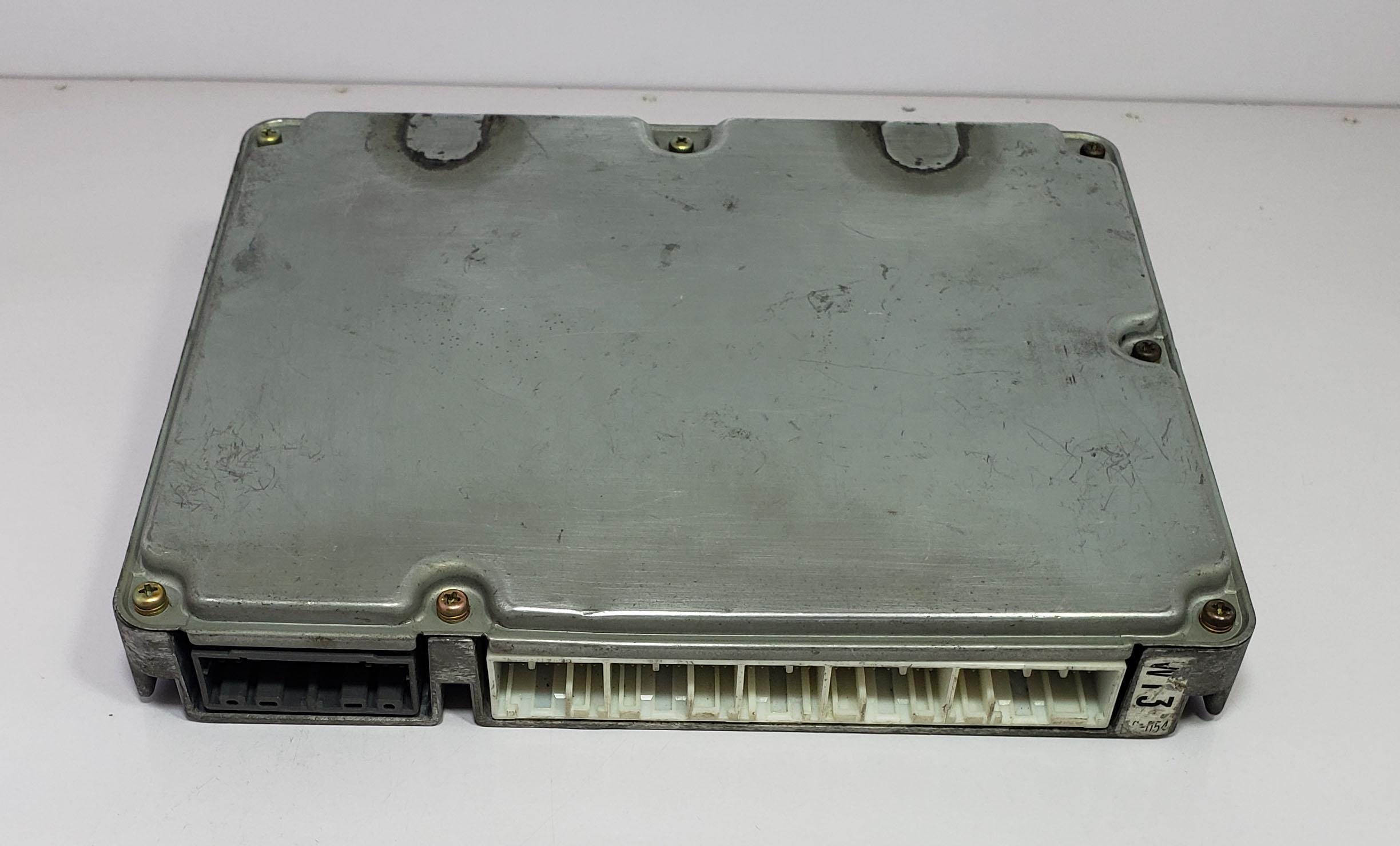 トヨタ 2JZ-FSE A/T 用エンジンコントロールユニット | ECU ECM 89661