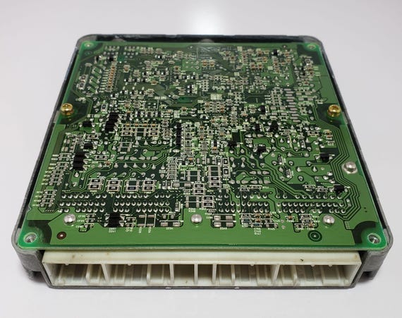 ヒノ　デュトロ　TOYOTA ダイナ エンジンECU 89561-37210 エンジンコントロールユニット日野デュトロ XZU347M 89561-37210