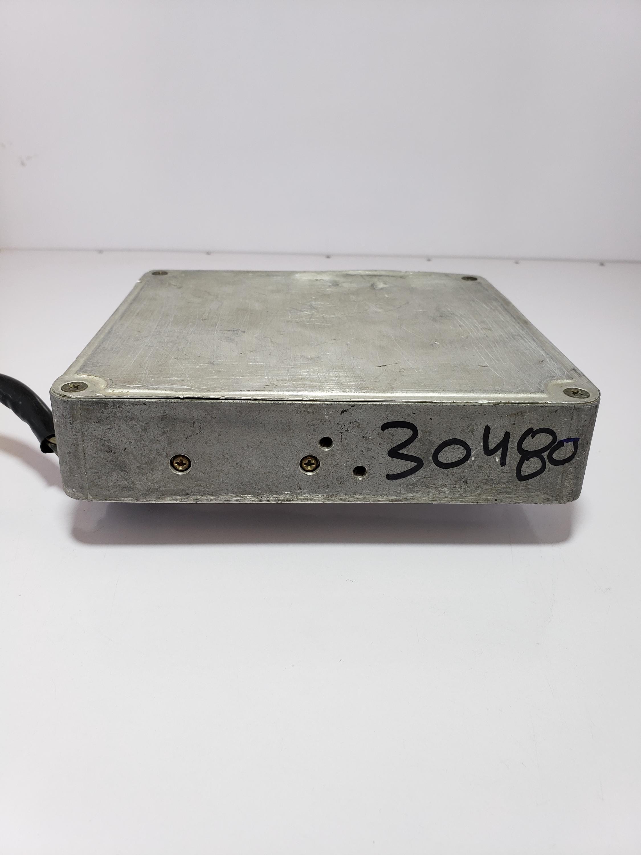 Toyota Engine Control Unit ECU ECM 89661-30480 | Denso 175700-2762 