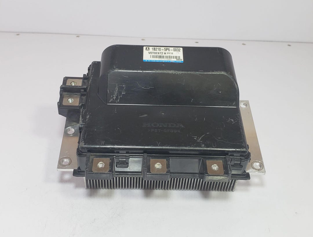 Honda Fit 2014 GP5 Engine Control Unit ECU 1B2105P60032 - Etsy