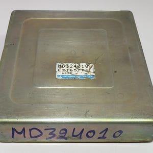 エンジンコントロールユニット MITSUBISHI ランサー E-CK2A MD324010 E2T65772 ECU ECM
