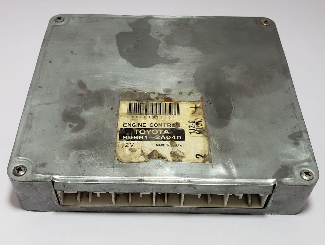 1997 Toyota Chaser Tourer-s JZX100 ECU Engine Computer 89661-2A040
