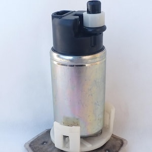 Bomba de combustible Honda Civic 2012-2021 OEM usada. Compatible con N-BOX.