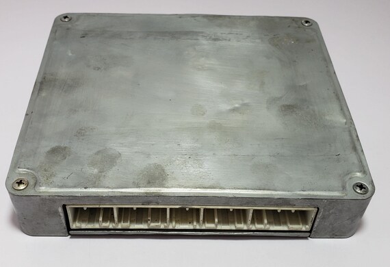 1997 Toyota Chaser Tourer-s JZX100 ECU Engine Computer 89661-2A040