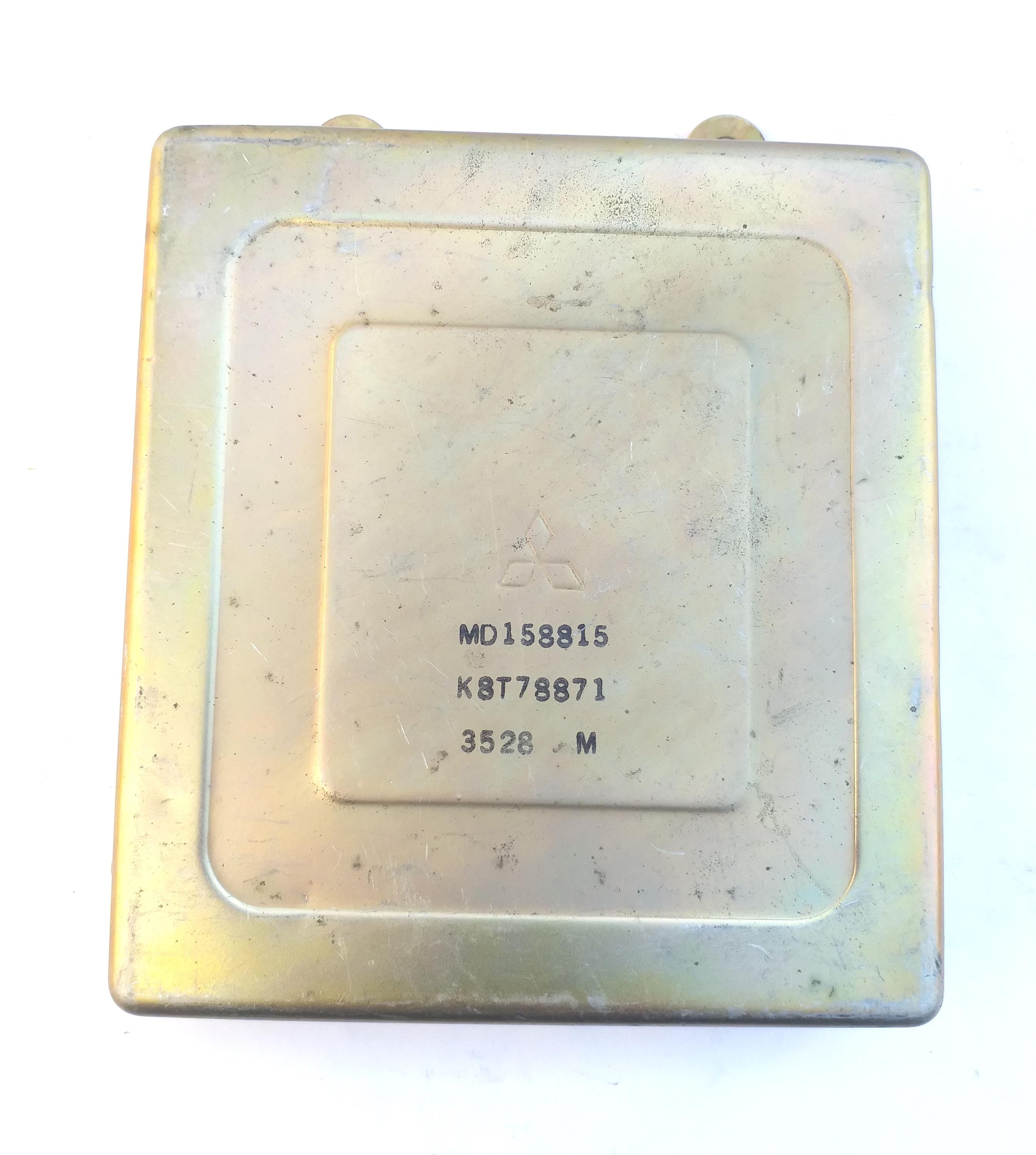 Original Mitsubishi Pajero Engine Control Unit ECU ECM MD158815