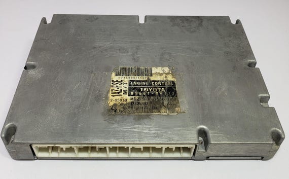 カーナビ 4 Pc ECU TOYOTA 1GD,1NZ-FE,1ZZ-FE,3S-FSE Engine Control Unit (ECU) for Toyota Avensis 2001 | 1AZ-FSE | Part