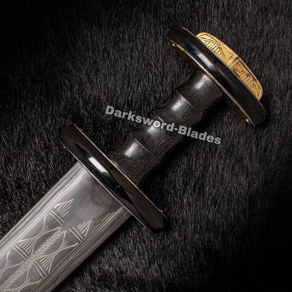 Anglo-Saxon Spatha Sword – Hand Forged 4 Core Twisted Damascus Blade with Gold Bronze Fittings